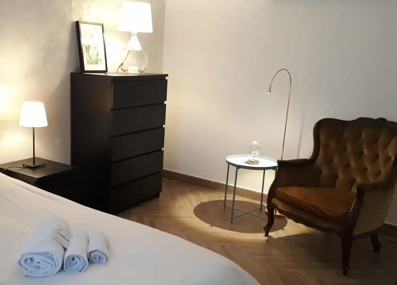 Etnea Street Apartment Catania Italy